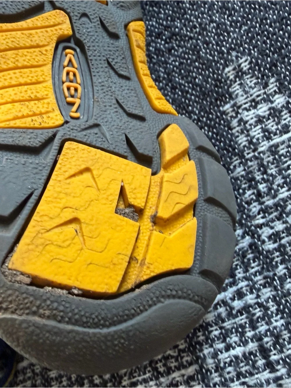 Keen Kids Navy Blue and Gray Closed-Toe Outdoor Sandals